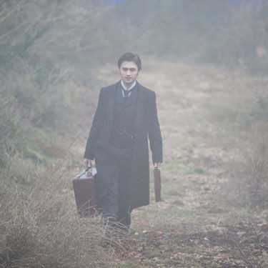 Imagens de Daniel Radcliffe no suspense sobrenatural <i>The Woman in Black</i> são divulgadas - Reprodução