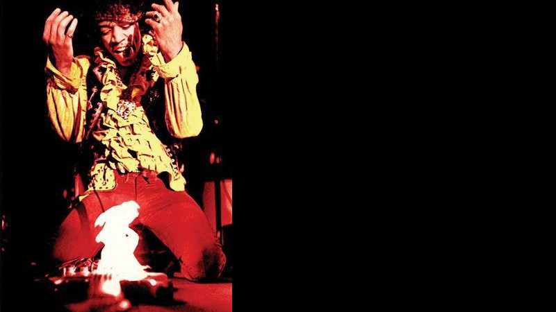 Jimi Hendrix, em 1968, durante a apresentação histórica no Monterey Pop Festival - PR NEWSWIRE