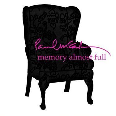 <b>"222"</b>: sobra com clima de jazz, puxada por piano, do álbum <i>Memory Almost Full</i>. Mais tarde, saiu oficialmente nas versões especiais do disco - Reprodução