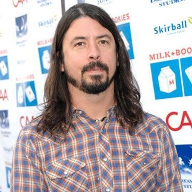 Dave Grohl subtituirá Animal nas baquetas - AP