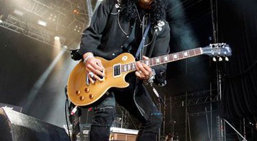 Shows de Slash no Brasil têm valores divulgados - AP