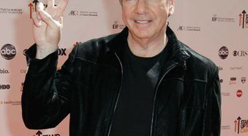 Neil Diamond integrará o Hall da Fama do Rock junto a Alice Cooper e Tom Waits - AP