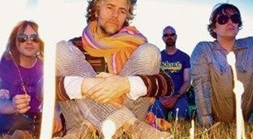 Wayne Coyne quer lançar uma música por mês em 2011 - Divulgação