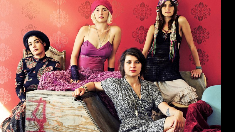 <b>MELHORES AO VIVO</b> O Warpaint diz ser mais interessante nos shows - DIVULGAÇÃO