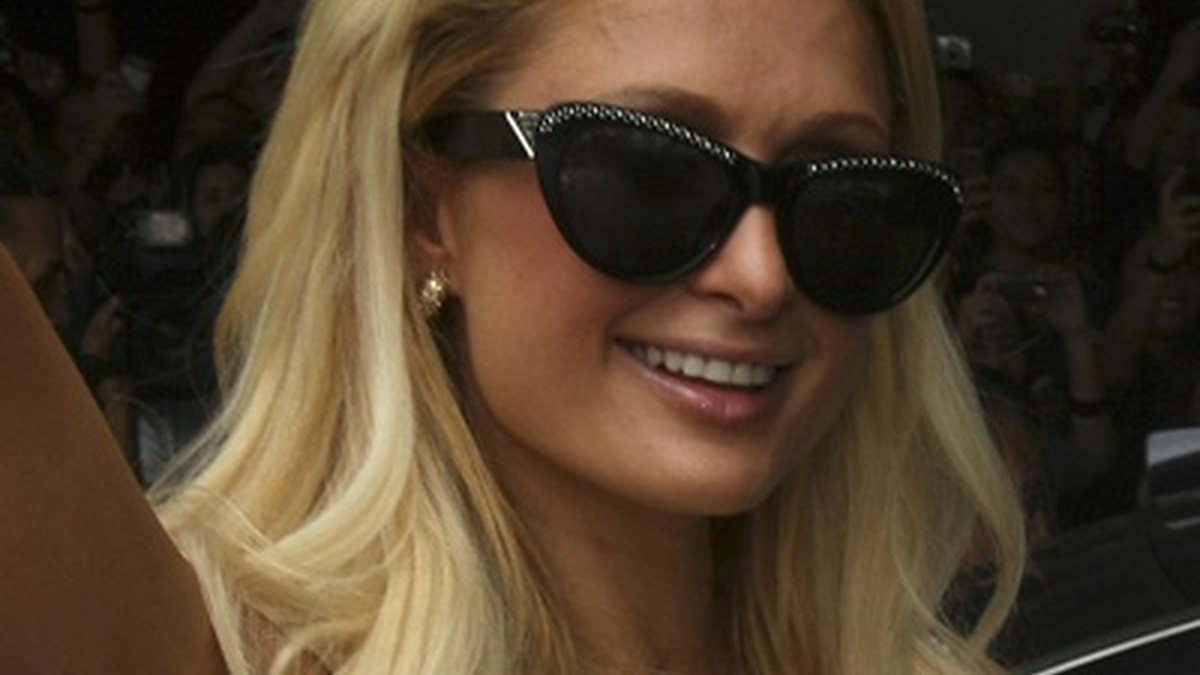 Paris Hilton - rainha da house music? - Foto: AP