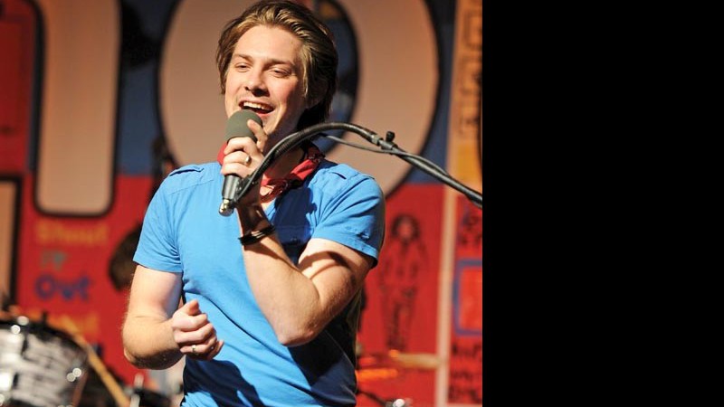 <b>COMPREENSÃO</b> Taylor Hanson exalta a paciência da esposa com as turnês