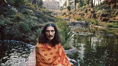 <b>EM PAZ </b>George Harrison em Friar Park, a gigantesca propriedade em que morou, em 1975