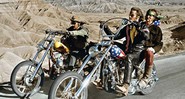 <b>CORRIDA FÁCIL</b> Dennis Hopper, Peter Fonda e Luke Askew (na garupa), em cena de Easy Rider – Sem Destino, de 1969 - PHOTOFEST/EASYIX BRASIL