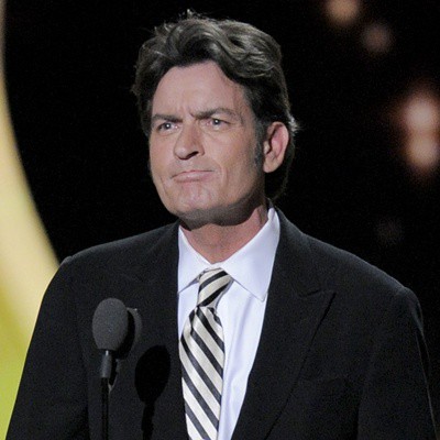 Lavando roupa suja na mídia Charlie Sheen - Foto: AP