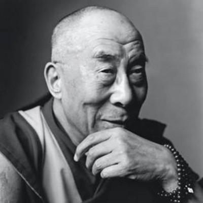 <b>PROTETOR DO POVO</b> O Dalai Lama em Washington, D.C., em 8 de julho de 2011 - Mark Seliger