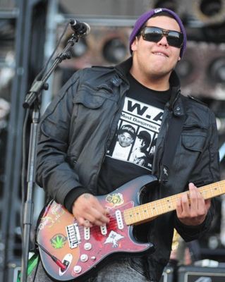 Rome Ramirez , que atualmente assume o vocal do Sublime, retorna ao Brasil com a banda em maio; na foto, show da banda no festival SWU, em outubro de 2010 - Divulgação