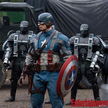 Chris Evans aparece como Capitão América em nova imagem do filme - Reprodução/Entertainment Weekly