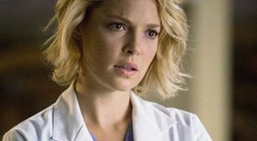 Sai Halle Berry, entra Katherine Heigl (na foto, em cena de <i>Grey's Anatomy</i>) em seu lugar no elenco de <i>New Year's Eve</i> - AP