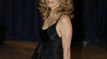 Michelle Pfeiffer está em negociações para atuar em <i>Dark Shadows</i> - AP