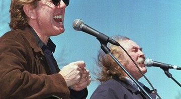 Graham Nash e David Crosby, que farão mais uma turnê juntos, após décadas de parceria - AP