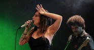 Pitty durante a apresentação no Circo Voador (Rio de Janeiro) que virou DVD - Reprodução/Caroline Bittencourt/Flickr oficial