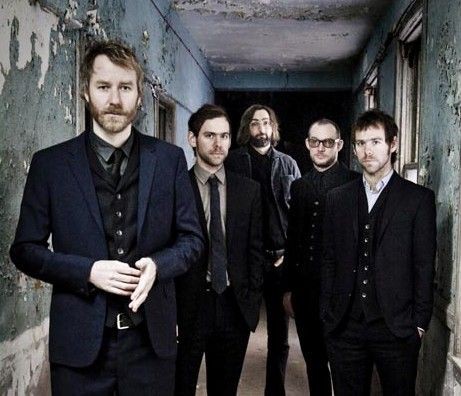 <b>CRESCIMENTO SONORO</b> Agora, o The National se diz mais confiante musicalmente - DIVULGAÇÃO LAB 344/KEITH KLENOWSKI