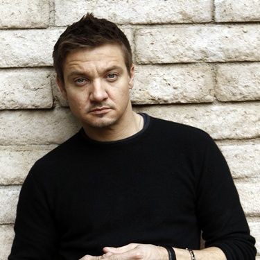 Jeremy Bourne Renner? Ator foi convidado para protagonizar <i>The Bourne Legacy</i> no lugar de Matt Damon - AP