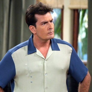 Charlie Harper poderá sofrer morte trágica na próxima temporada de <i>Two and a Half Men</i> - Divulgação