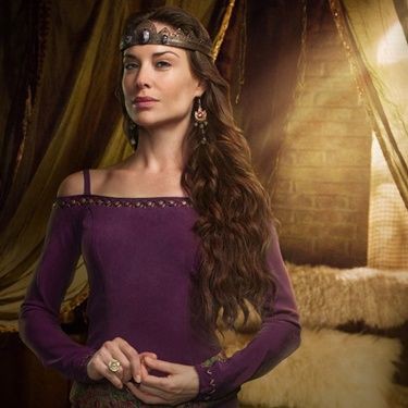 Claire Forlani, a rainha Igraine de <i>Camelot</i>, falou sobre a série - Divulgação