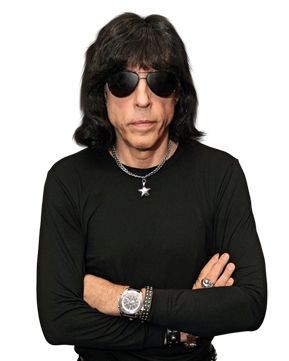 <b>ANOS LENDÁRIOS</b> Marky Ramone relembra os tempos de punk rock junto ao Ramones - OTAVIO SOUSA