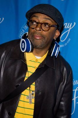 Spike Lee trabalhará junto com o roteirista Mark Protosevich na produção do remake - AP