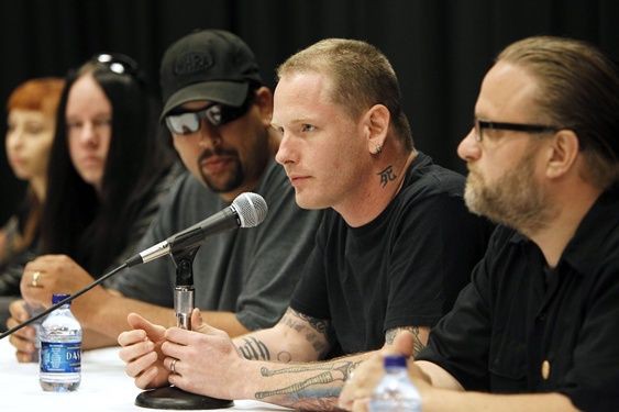 Corey Taylor diz ainda não estar pronto para um novo álbum do Slipknot - AP