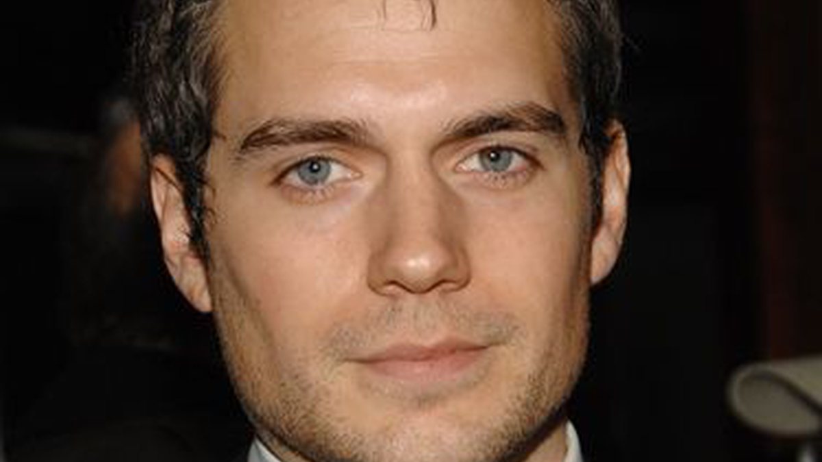 Henry Cavill, protagonista de <i>Man of Steel</i>, filme adiado para 2013 - AP