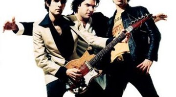 O trio Jon Spencer Blues Explosion, que faz dois shows no Brasil - Divulgação