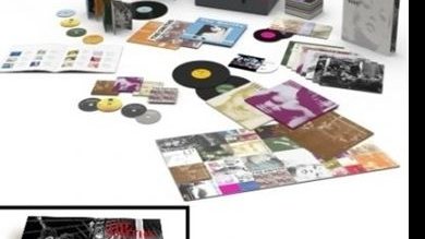 Serão lançadas apenas três mil cópias de <i>The Smiths Complete - Deluxe Collectors Box Set</i> - Divulgação