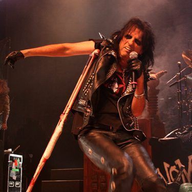 Alice Cooper: novo disco tem participação de ke$ha - Thais Azevedo