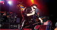 <b>VOLTA AO PASSADO</b> Bono durante show da Zoo TV Tour, nos anos 90 - MAURO CARRARO/SYGMA/CORBIS