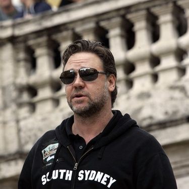 Russell Crowe documenta perda de peso no Twitter - AP