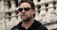 Russell Crowe documenta perda de peso no Twitter - AP