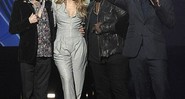 Steven Tyler, Jennifer Lopez, Randy Jackson e Ryan Seacrest no <i>American Idol</i> - AP