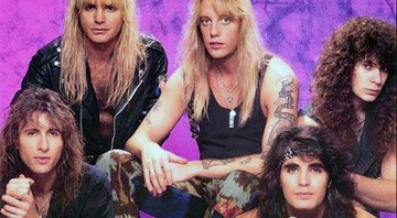 Jani Lane, ao centro, em foto da década de 80 - Reprodução