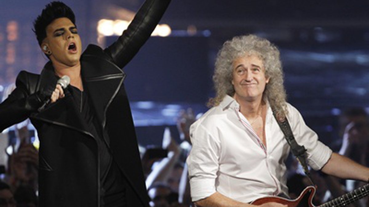 Adam Lambert e Brian May - AP