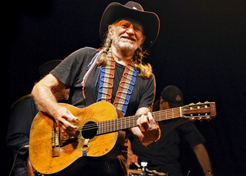 Willie Nelson - Reprodução/Site Oficial