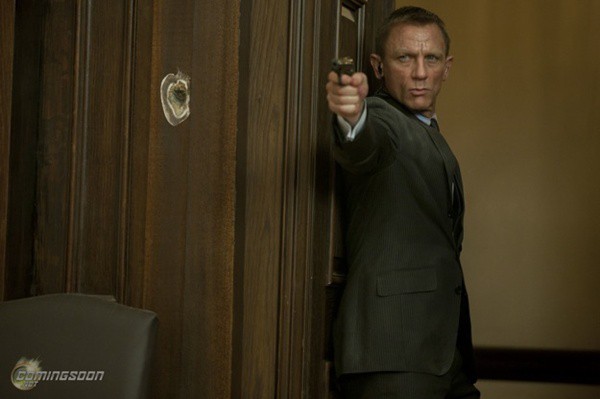 Daniel Craig em ação como James Bond. - Divulgação