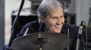 Vocalista e baterista da The Band, Levon Helm morreu aos 71 anos, na última quinta, 19, vítima de um câncer na garganta (contra o qual lutava desde os anos 90). Estes são sete momentos essenciais do músico, tanto cantando quanto tocando.
 - AP