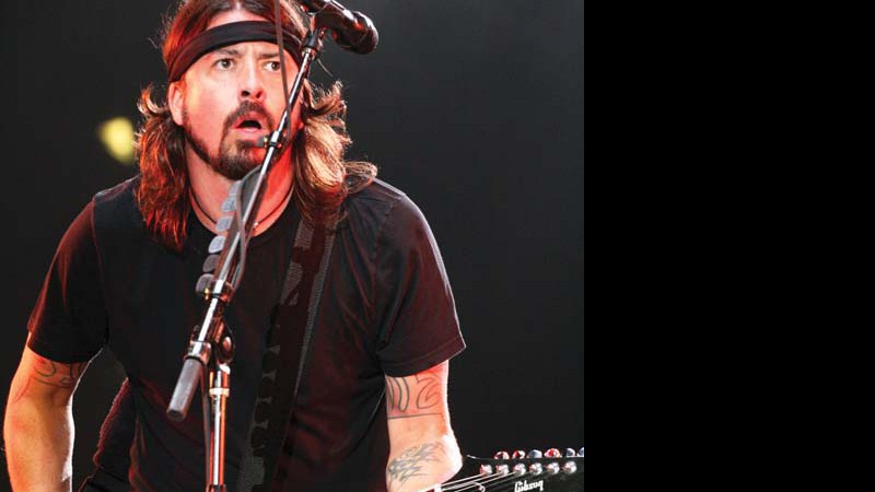 Dave Grohl, o homem-show; - Thais Azevedo