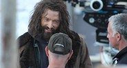 O ator Hugh Jackman nos bastidores de <i>The Wolverine</i> - Reprodução