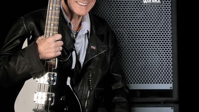 <b>LIGADO</b>Jack Bruce é fã do Red Hot Chili Peppers - WARWICK PRESS