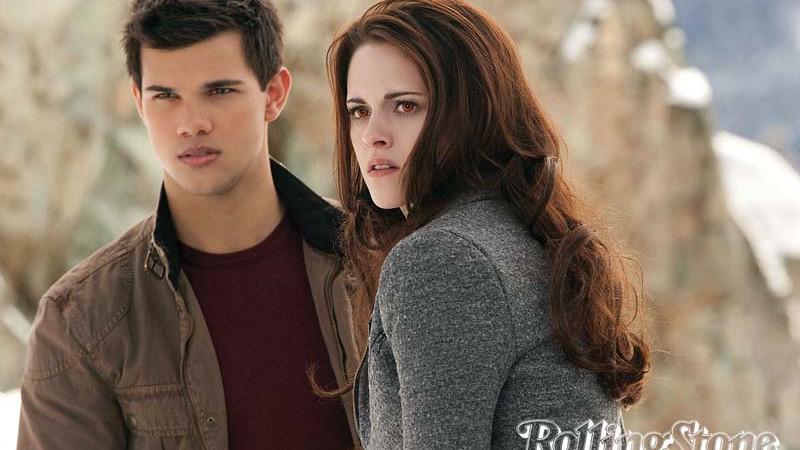 ENFIM O FIM
Lautner e Kristen Stewart em Amanhecer - Divulgação