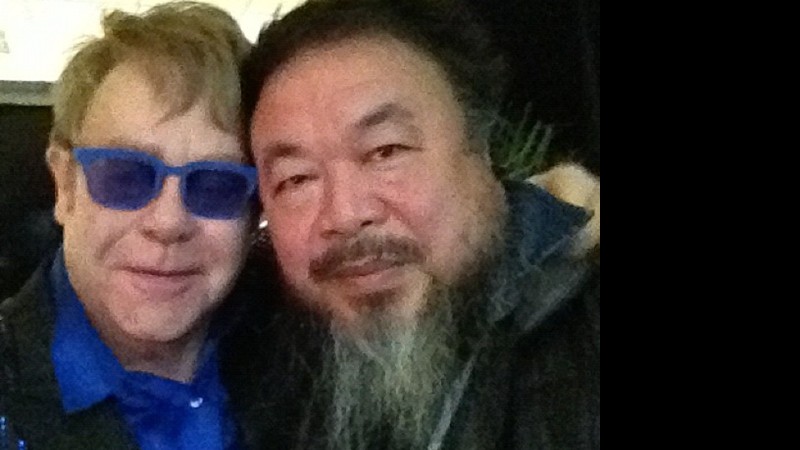 Elton John e Ai Weiwei - Reprodução / Twitter