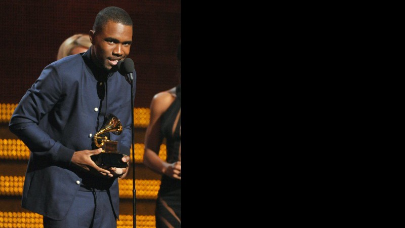 Frank Ocean recebendo o Grammy de Álbum de Música Urbana por <i>Channel Orange</i> - AP