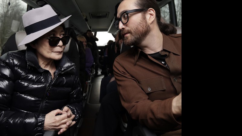 Yoko Ono e Sean Lennon - AP