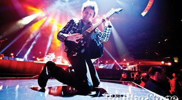 <b>APOCALÍPTICOS</b> Matthew Bellamy comanda o Muse em Los Angeles, em janeiro - MARCELLO AMBRIZ