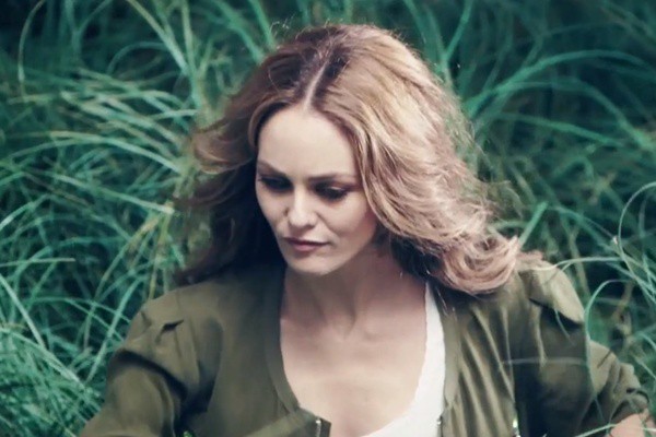 Vanessa Paradis - Reprodução/vídeo