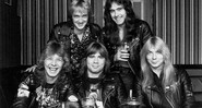 Clive Burr, no Iron Maiden - Reproduçaõ / Site oficial da banda